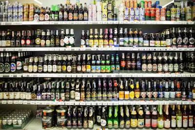 上線(xiàn)三個(gè)月客單價(jià)飆升三成，傳統(tǒng)批發(fā)市場(chǎng)里的小酒鋪如何逆襲成為行業(yè)黑馬？